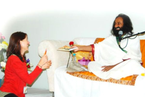 sri-sri-ravi-shankar-and-heather-drummond.jpg